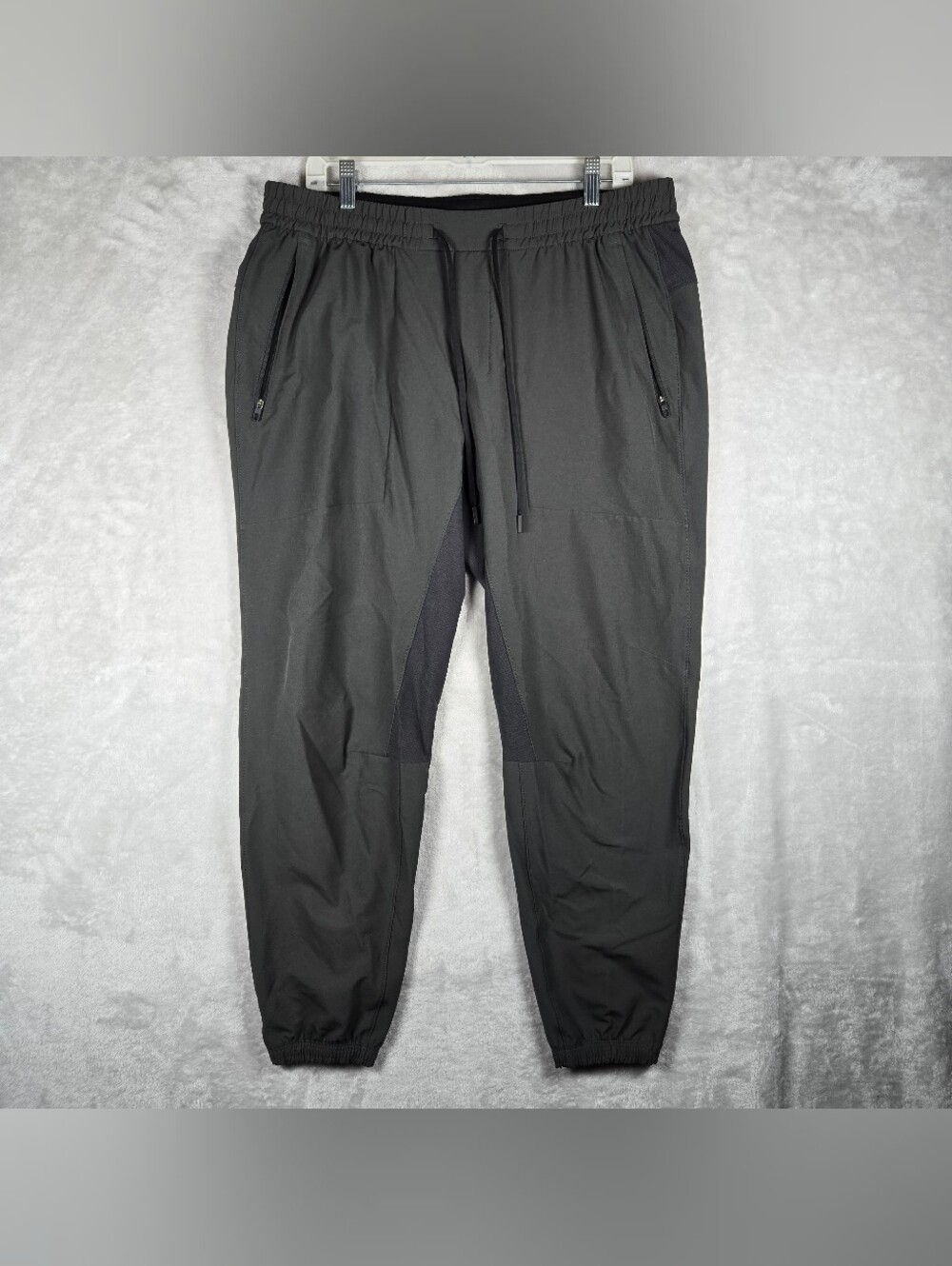 Lululemon License To Train Jogger Mens Size Extra Large Gray Performance 30”